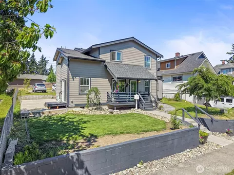 1948 S Hosmer St, Tacoma, WA 98405