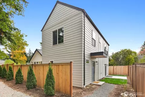 13007 1st Ave NE, Seattle, WA 98125