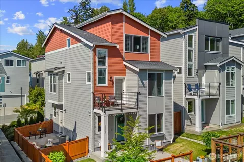 22505 70th Pl W, Mountlake Terrace, WA 98043