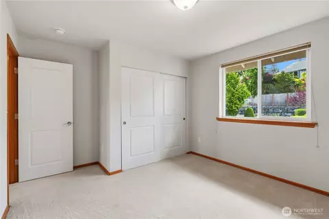 Bedroom - 24012 21st Ave W, Bothell, WA 98021 photo 5 of 6
