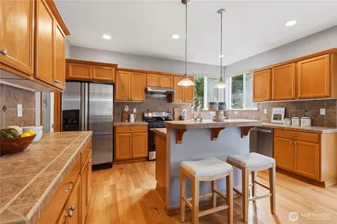 Kitchen - 24012 21st Ave W, Bothell, WA 98021 photo 1 of 4