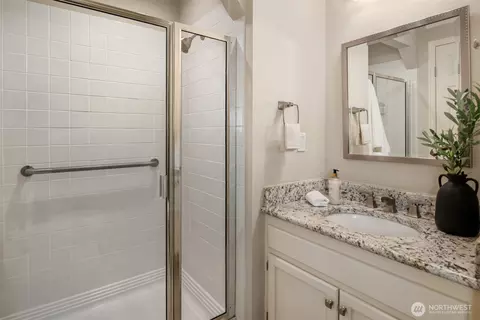 Bath - 118 171st Pl SE, Bothell, WA 98012 photo 2 of 3