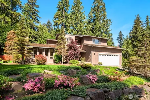 Exterior - 118 171st Pl SE, Bothell, WA 98012 photo 9 of 10