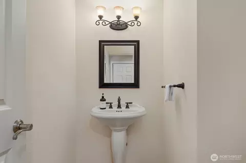 Bath - 118 171st Pl SE, Bothell, WA 98012 photo 3 of 3