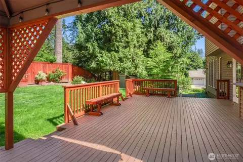 Exterior - 118 171st Pl SE, Bothell, WA 98012 photo 5 of 10