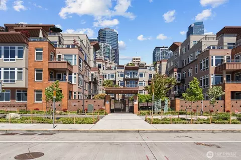 2000 Alaskan Way #453, Seattle, WA 98121