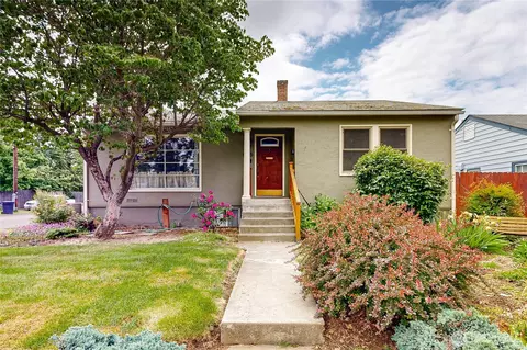 Exterior - 558 Juniper St, Walla Walla, WA 99362 photo 2 of 6