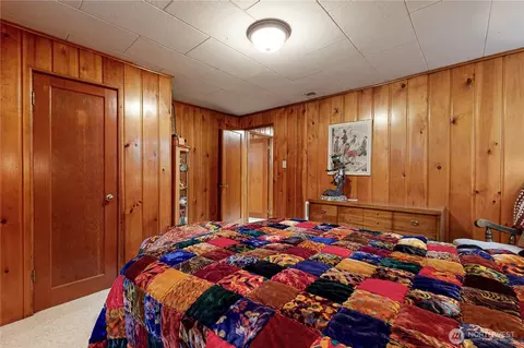 Bedroom - 558 Juniper St, Walla Walla, WA 99362 photo 4 of 6