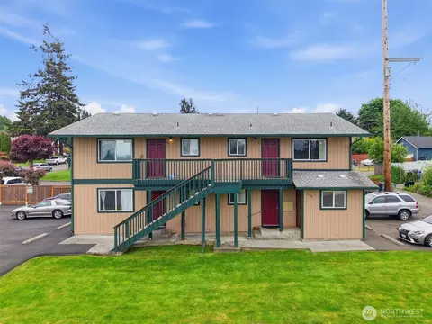 3116 18th St, Everett, WA 98201