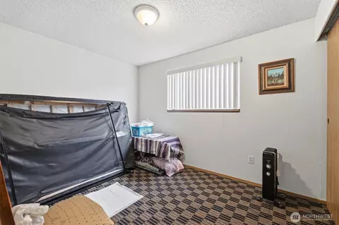 Bedroom - 3116 18th St, Everett, WA 98201 photo 5 of 7