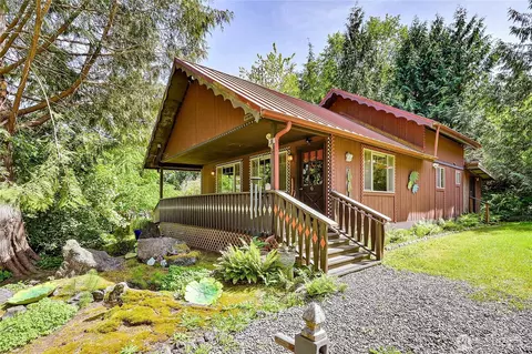 91 W Cedar St, Port Ludlow, WA 98365