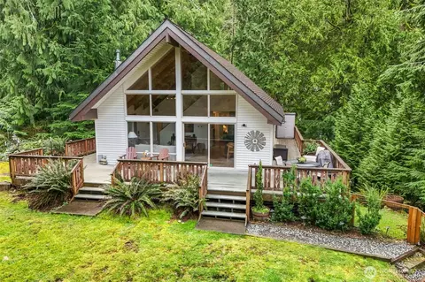 171 Harbor View Dr, Bellingham, WA 98229