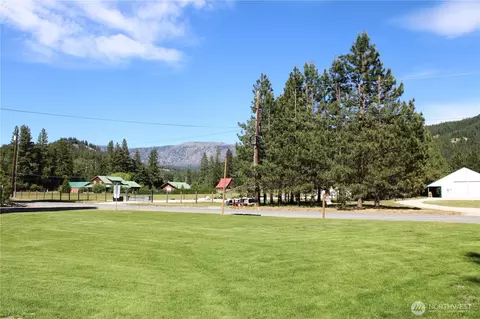 18796 Fir Loop Rd, Leavenworth, WA 98826