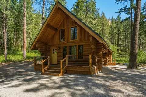 2350 First Creek Rd, Chelan, WA 98816