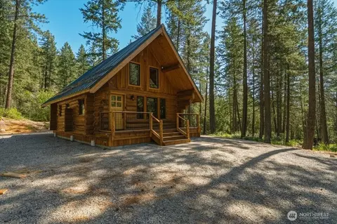 2350 First Creek Rd, Chelan, WA 98816