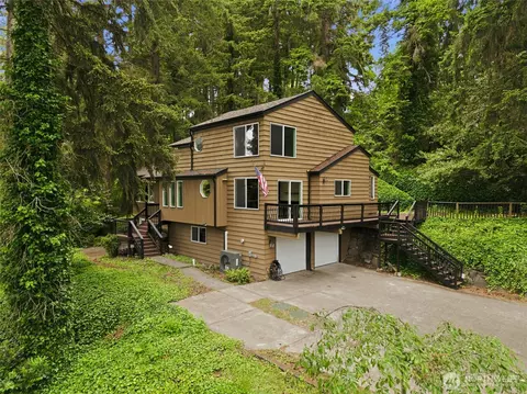 10917 48th St E, Puyallup, WA 98372