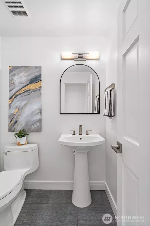 Bath - 15732 111th Ave NE, Bothell, WA 98011 photo 1 of 5