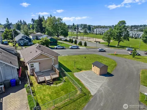 View/Area - 1823 Summit Ave, Everett, WA 98201 photo 5 of 14