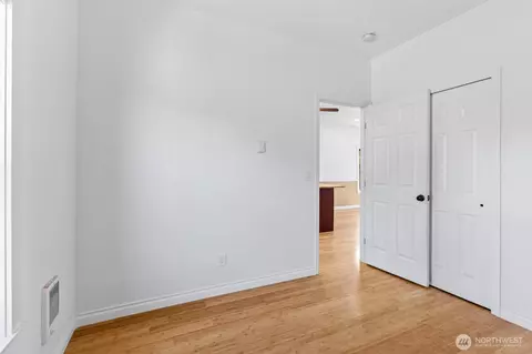 Bedroom - 1823 Summit Ave, Everett, WA 98201 photo 4 of 4