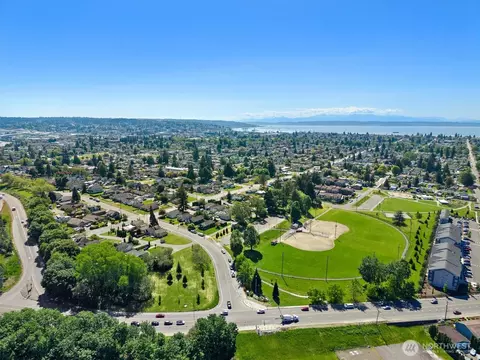 View/Area - 1823 Summit Ave, Everett, WA 98201 photo 14 of 14