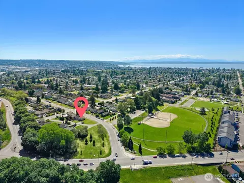 View/Area - 1823 Summit Ave, Everett, WA 98201 photo 13 of 14