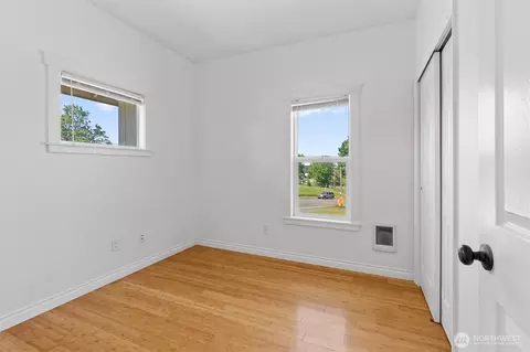 Bedroom - 1823 Summit Ave, Everett, WA 98201 photo 1 of 4