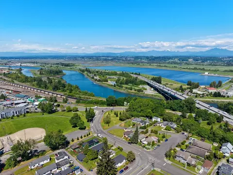 View/Area - 1823 Summit Ave, Everett, WA 98201 photo 12 of 14