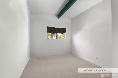 Bedroom - 91 E Jack Pine Ln, Union, WA 98592 photo 3 of 3