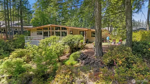 Exterior - 91 E Jack Pine Ln, Union, WA 98592 photo 6 of 7