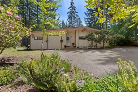 91 E Jack Pine Ln, Union, WA 98592