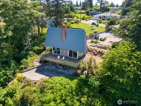 1857 Cascade View Dr, Camano Island, WA 98282