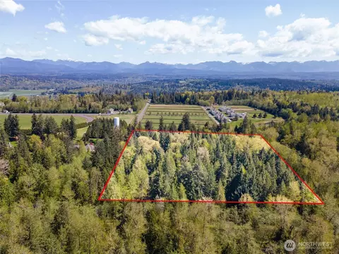 67 Nn 258th Ave NE, Redmond, WA 98053