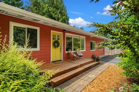 11627 204th Ave NE, Redmond, WA 98053