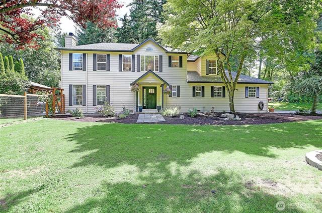 4433 Village Rd, Stanwood, WA 98292