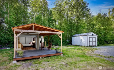 5950 Hoogdal Branch Rd, Sedro Woolley, WA 98284