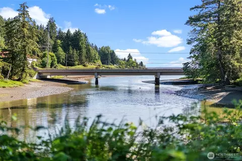 17310 Herron Rd NW, Lakebay, WA 98349