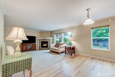Living - 20097 Ambers Pl SE, Monroe, WA 98272 photo 4 of 6