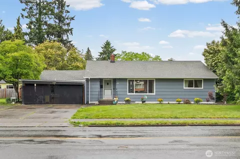 1609 W Pioneer Ave, Puyallup, WA 98371