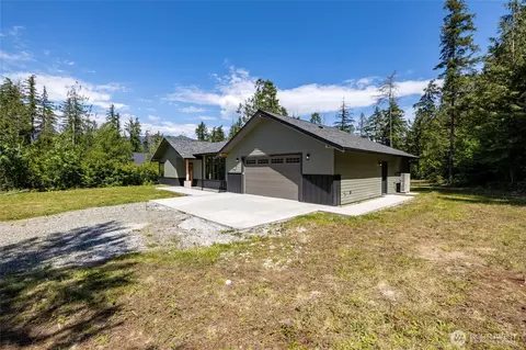 8733 Timberland Ct, Concrete, WA 98237