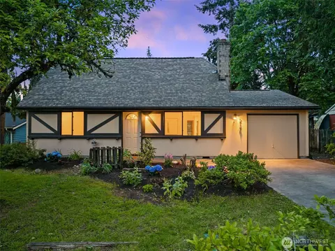 21701 53rd Ave W, Mountlake Terrace, WA 98043