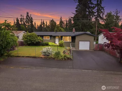 6110 186th St SW, Lynnwood, WA 98037