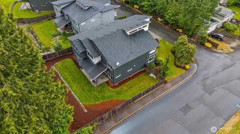 View/Area - 22326 2nd Pl SE, Bothell, WA 98021 photo 3 of 4