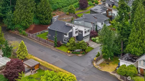 View/Area - 22326 2nd Pl SE, Bothell, WA 98021 photo 4 of 4