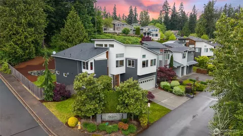 View/Area - 22326 2nd Pl SE, Bothell, WA 98021 photo 1 of 4