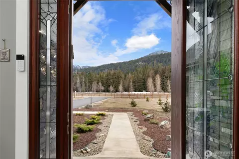 1550 Old Cedars Rd, Cle Elum, WA 98922