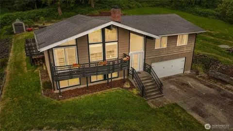 209 Curtis Dr, Longview, WA 98632