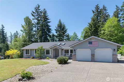 6300 SW Caboose Ct, Port Orchard, WA 98367