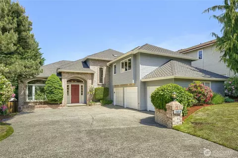 15810 SE 45th Pl, Bellevue, WA 98006