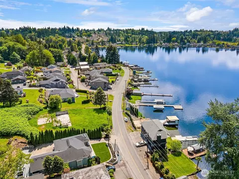 418 S 423 S Lake Stevens Rd, Lake Stevens, WA 98258