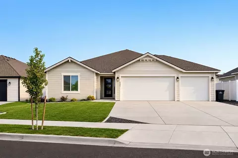 4212 W Sandy Ct, Moses Lake, WA 98837